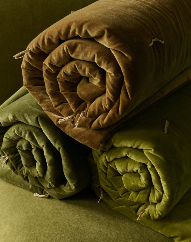 Washed velvet sofa cover