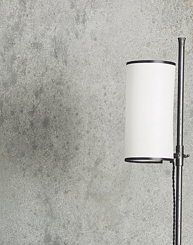 Luminaire : abat-jour cylindrique blanc avec des contours noirs