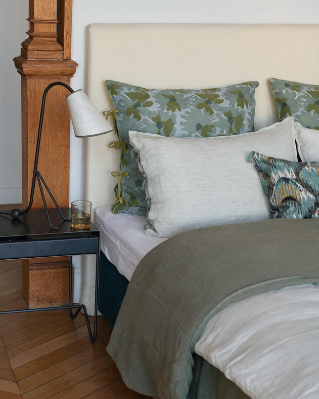 Lix Nepal Table Lamp