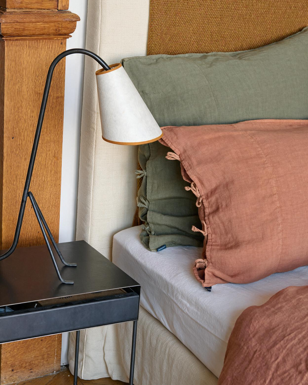 Lix Nepal Table Lamp