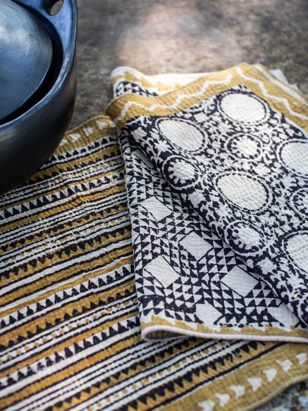 Set de table indigo jaune motif tribal