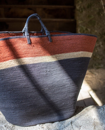 Panier TIBA tissée en jonc de mer - CARAVANE