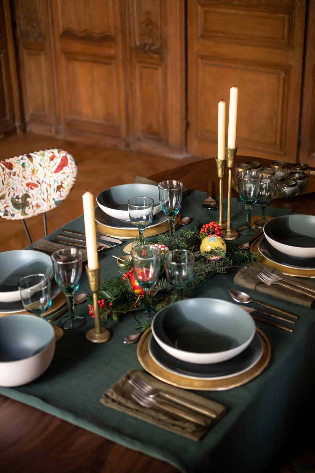 Inspiration : table de noël avec une nappe verte