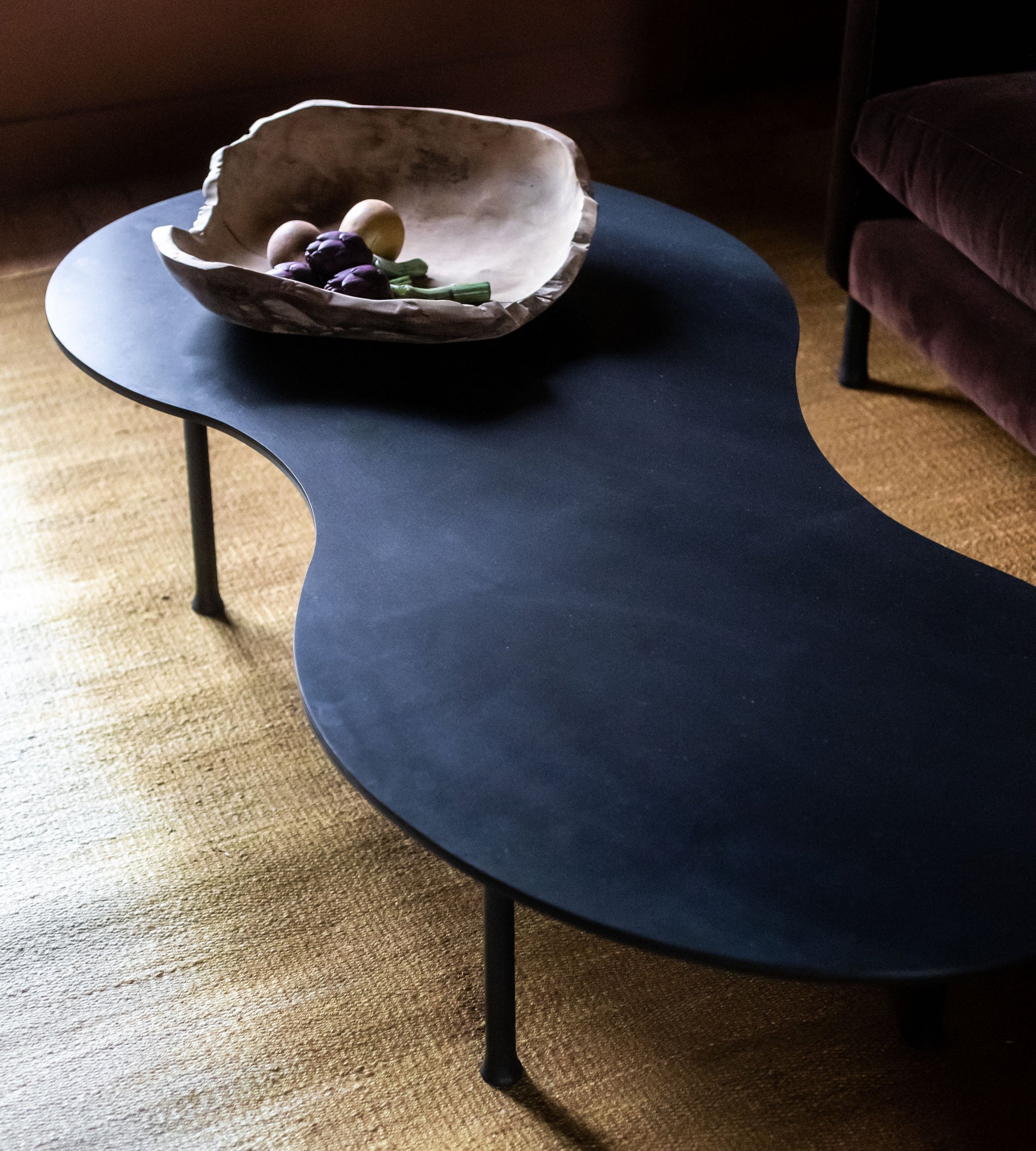 Niski coffee table