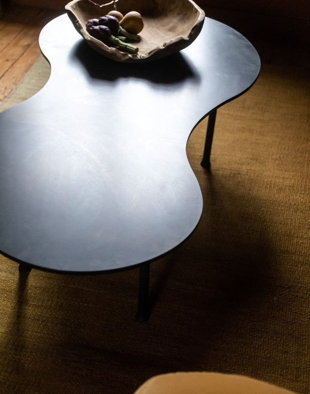 Niski coffee table
