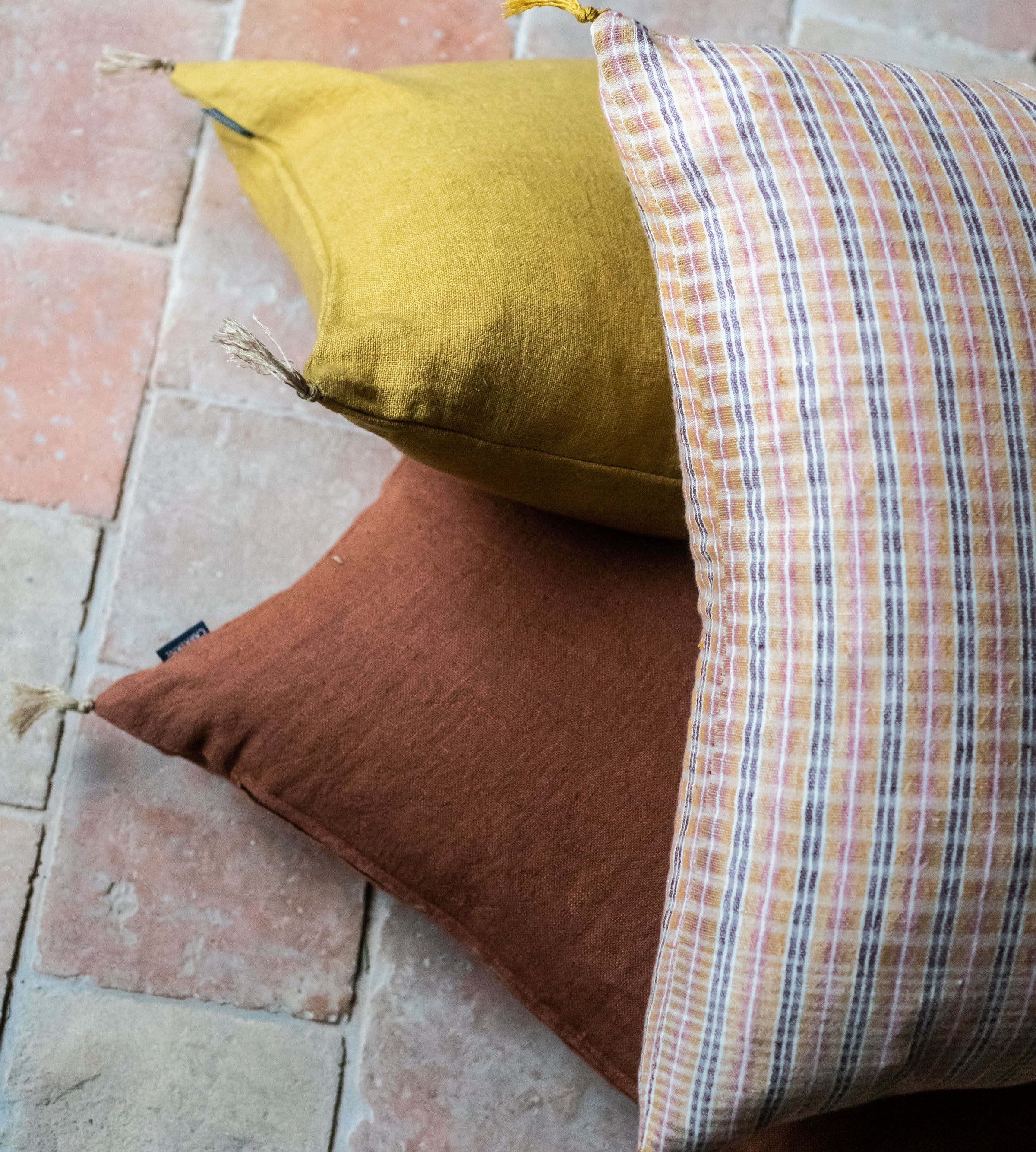 Bajna cushion cover
