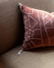 Housse de coussin Jody aux motifs géométriques en surpiquage