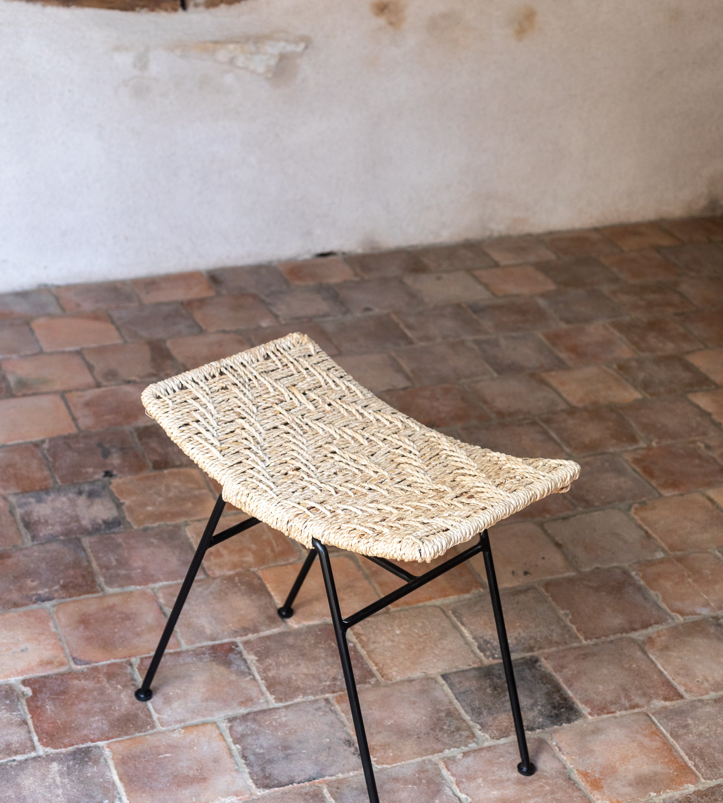 Murgi vegetable stool