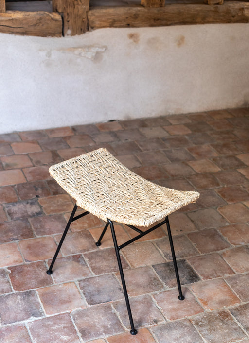 Murgi diamond-shaped plant stool