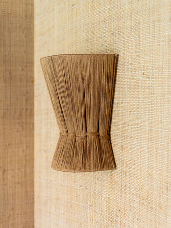 Lasso wall light