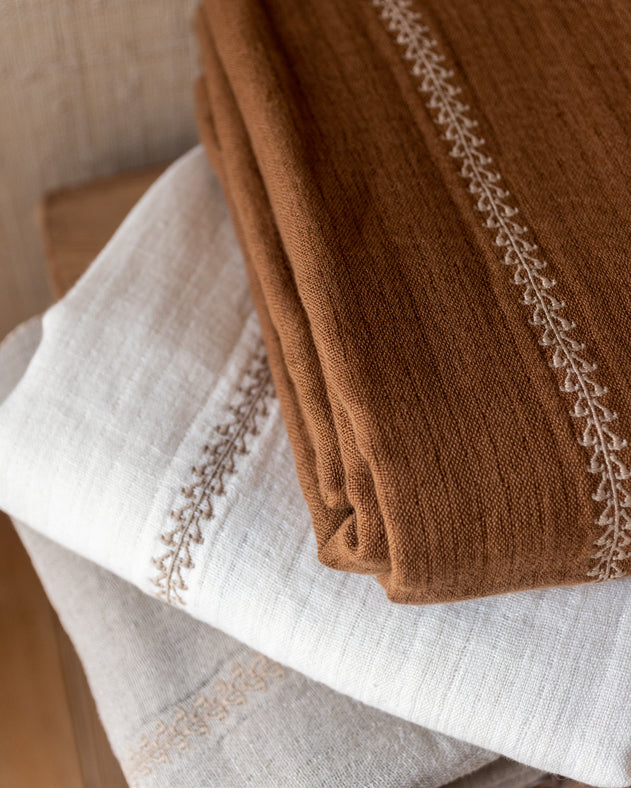 Zarif bedspread