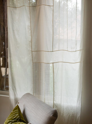 Noori Curtain