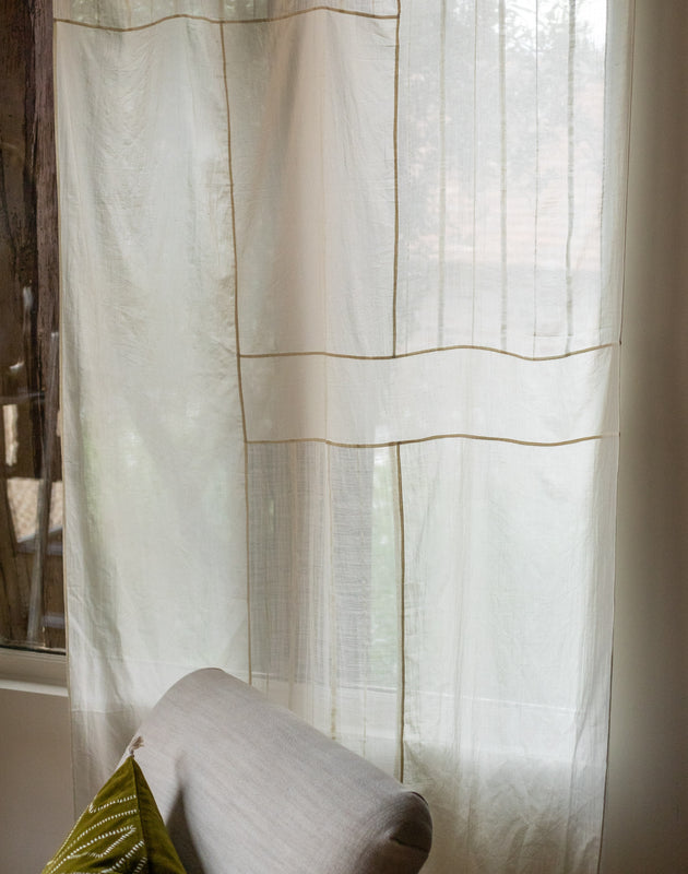 Noori Curtain