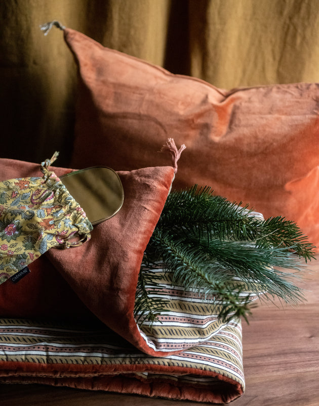 Velvet and cotton sofa cover