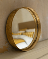 Pati Mirror