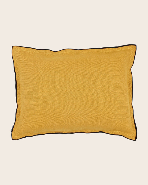 Housse de coussin jaune curcuma en lin sauvage fabriquée en France