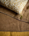 Association de couleurs pour votre linge de lit dans les teintes de jaune