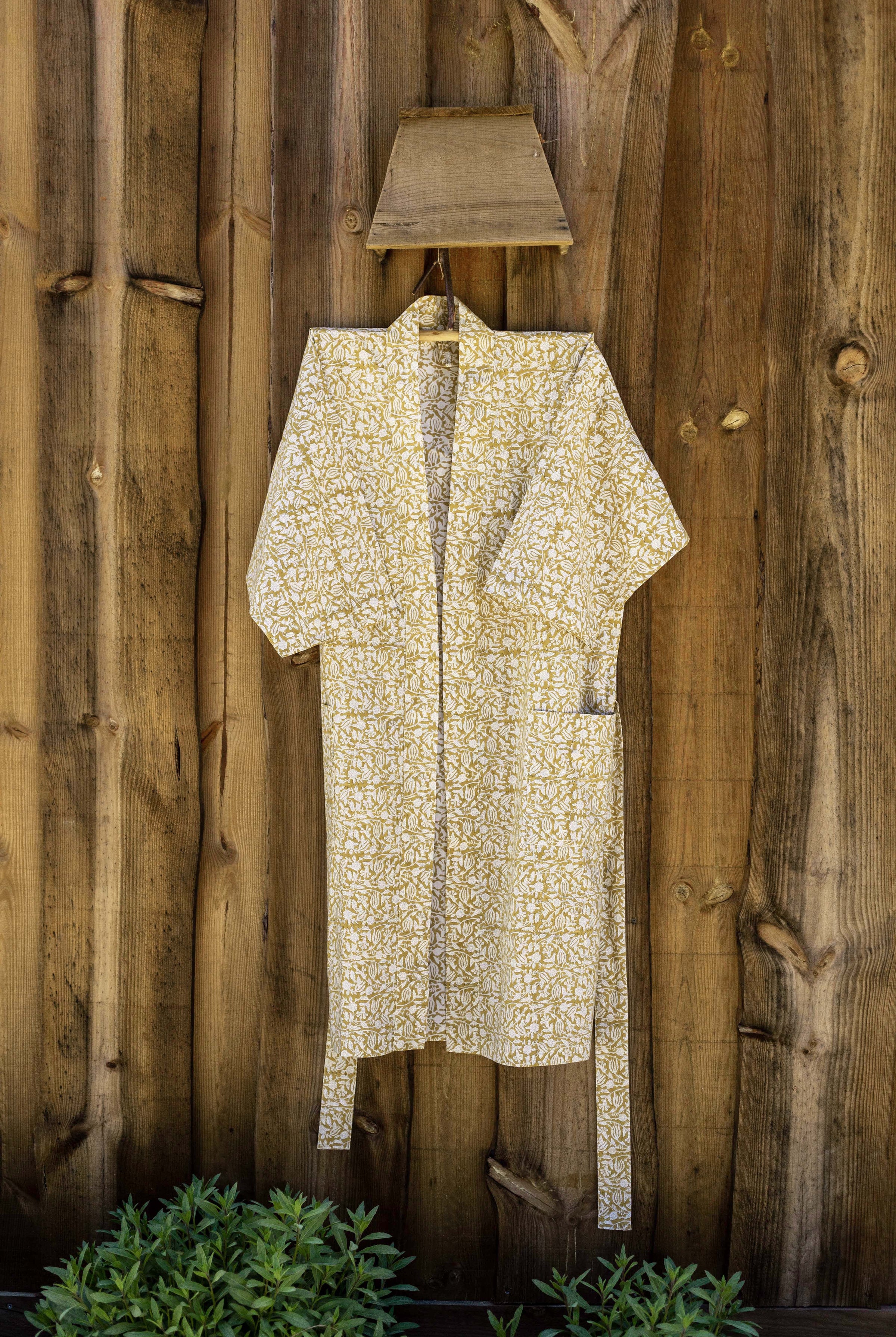 Kimono jaune en coton imprimé au bloc à la main