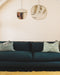 Inspiration de salon avec un canapé vintage bleu