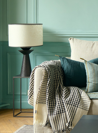 Leo Rosha table lamp