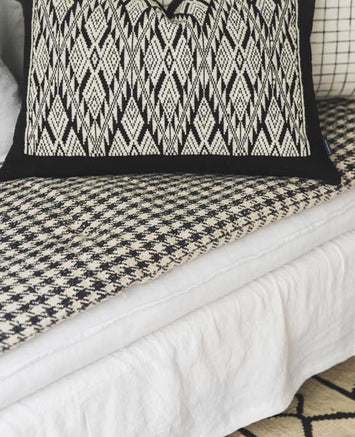 Sofa cover pied de poule