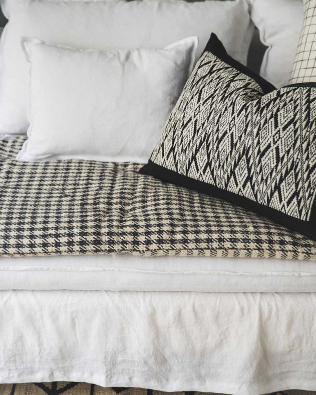 Sofa cover pied de poule
