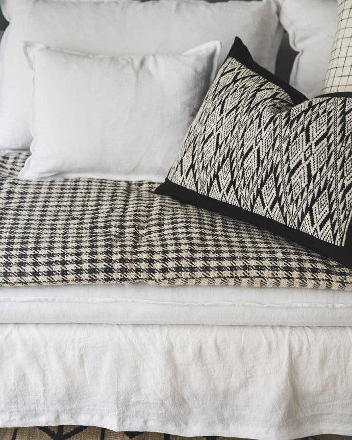 Sofa cover pied de poule