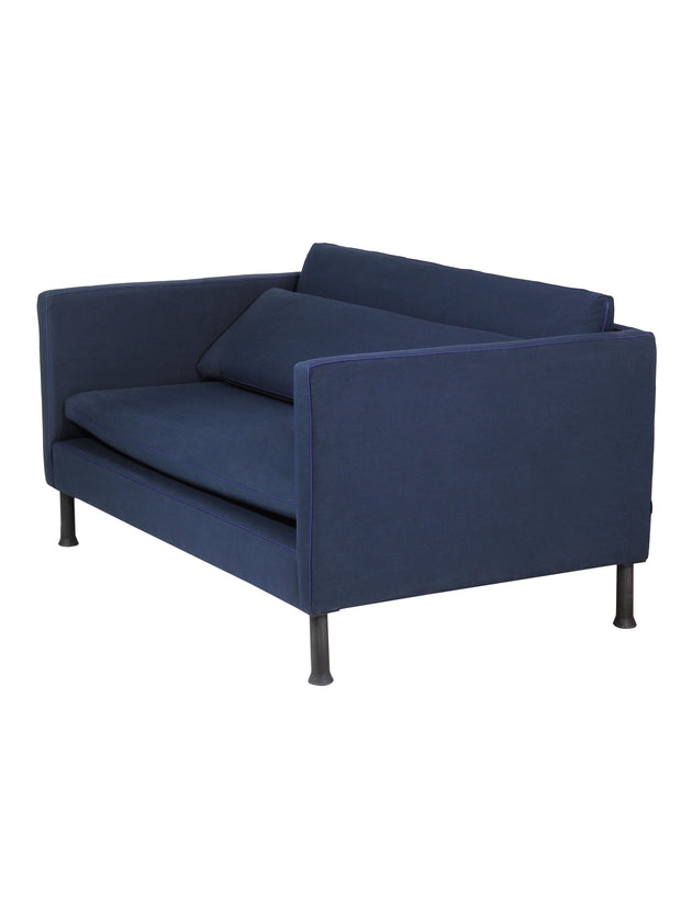Grand fauteuil bleu à personnaliser pour votre intérieur