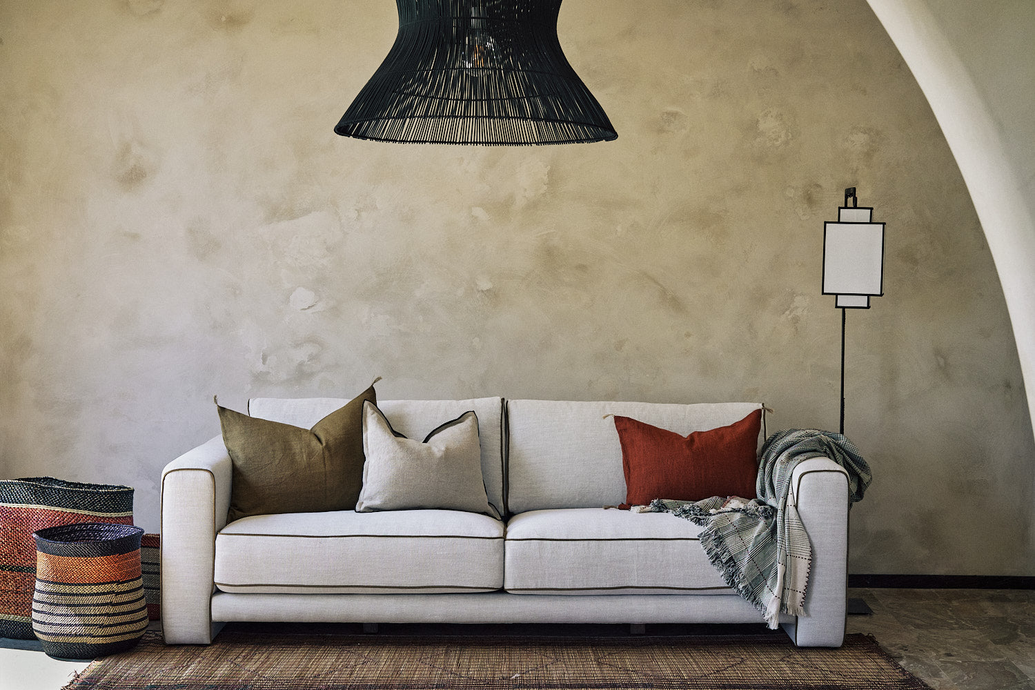 Inspiration de décoration pour salon avec canapé moderne