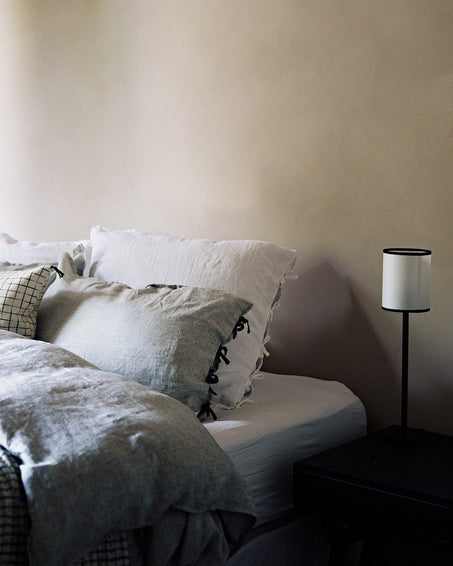 Lory table lamp