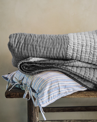 Meli Melo bedspread
