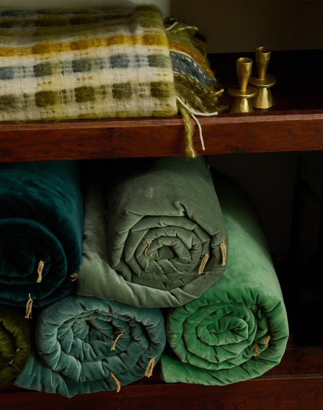 Washed velvet sofa cover