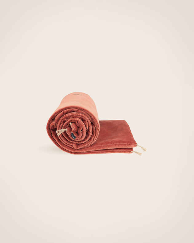 Washed velvet sofa cover