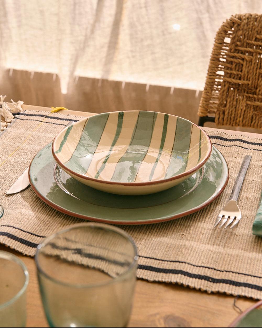 ensemble de set de table platao et vaisselle Amalfi