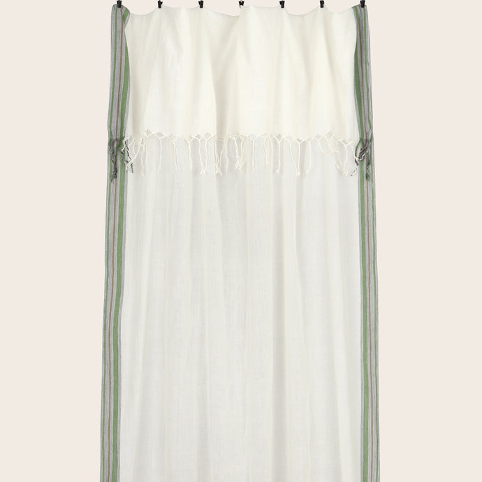 Sivi Curtain