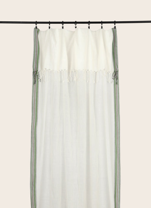 Sivi Curtain