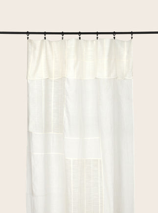Noori Curtain