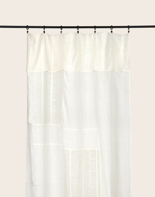 Noori Curtain