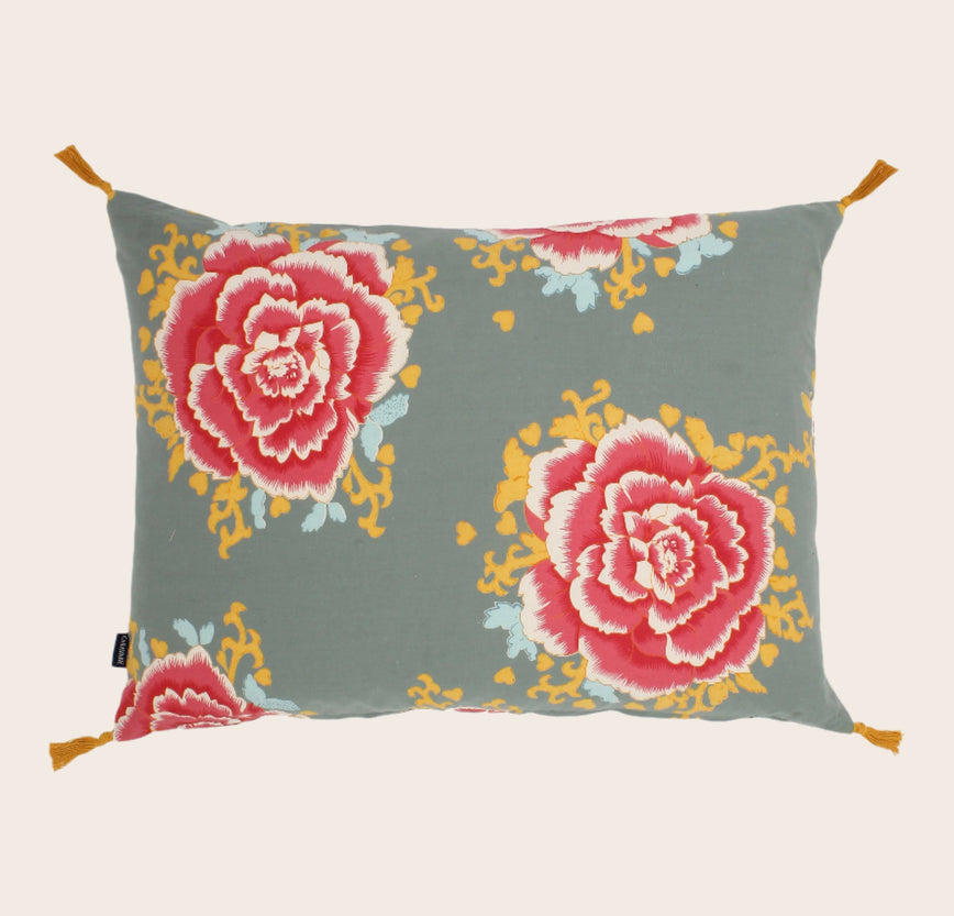 Housse de coussin aux motifs floraux sage