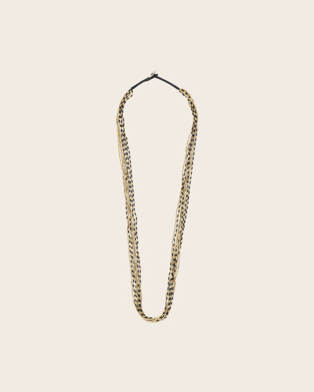 Gold pearl necklace