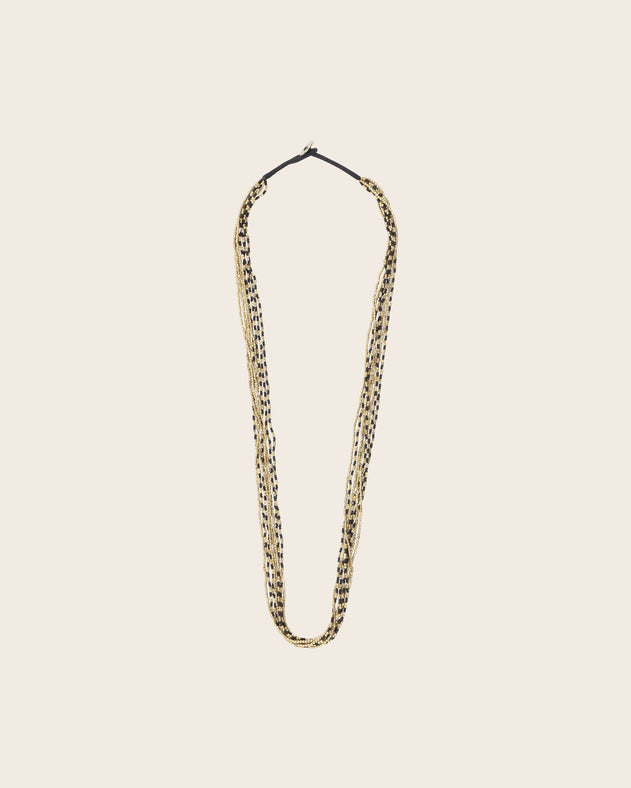 Gold pearl necklace