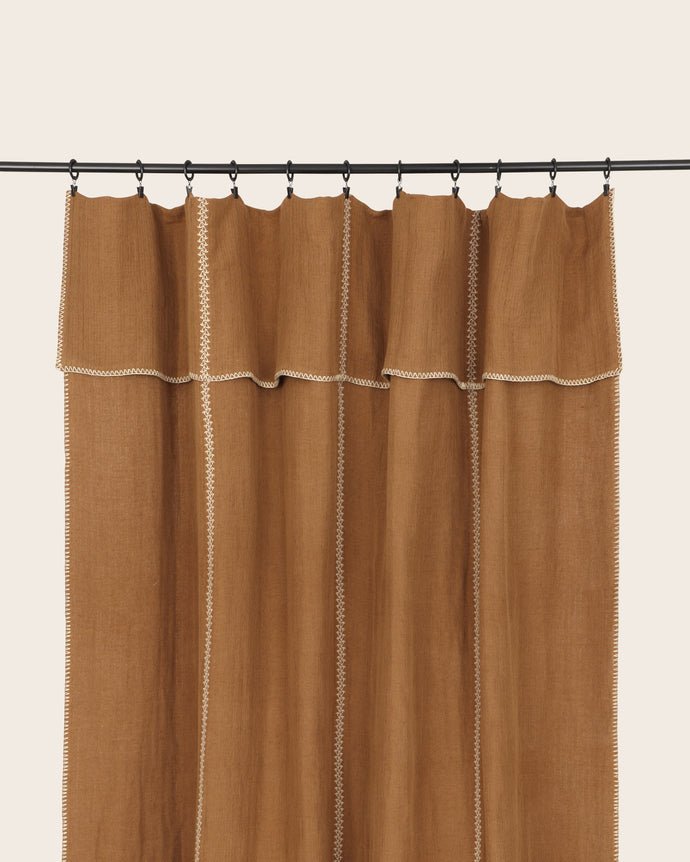 Zarif bedspread
