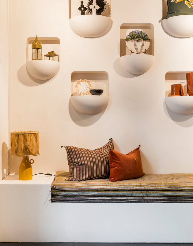 Luminaire : lampe à poser naturelle en bambou tressé