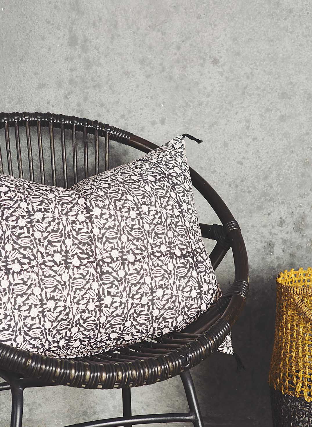 Housse de coussin Tulipan en coton imprimé au bloc 