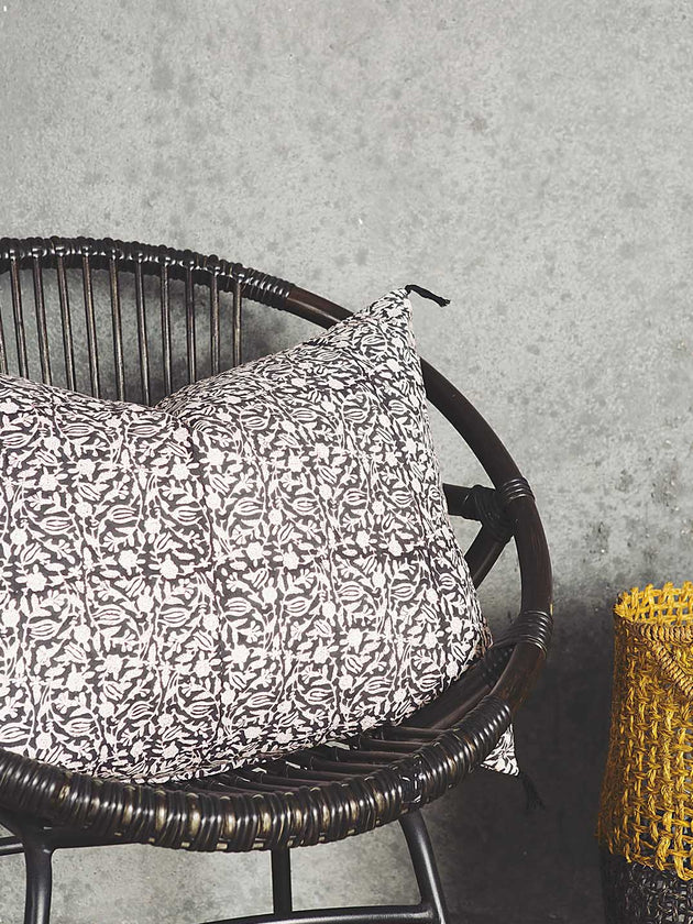 Housse de coussin Tulipan en coton imprimé au bloc 