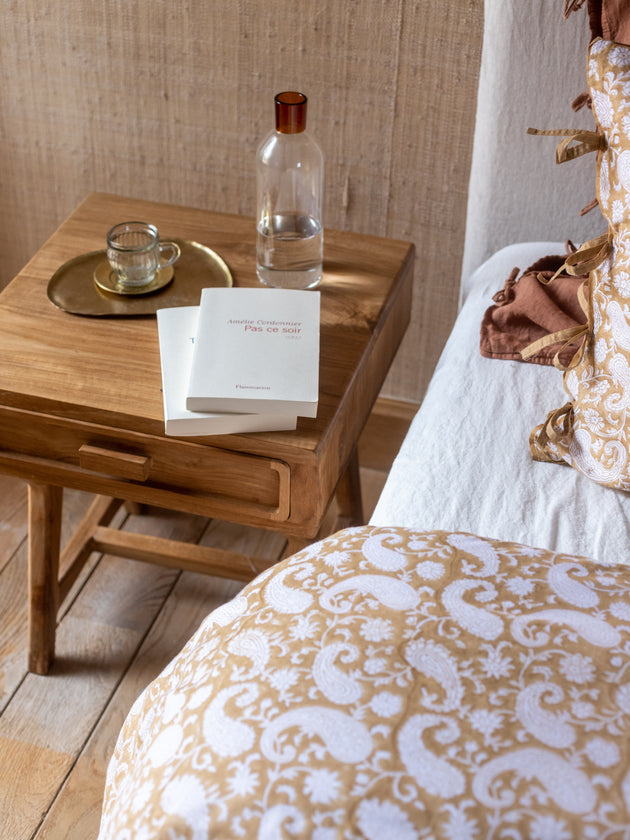 Table de chevet Elior en teck massif