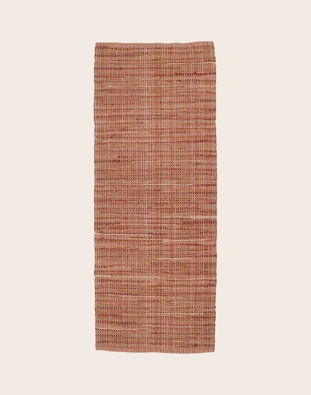 Tapis Lira lirette en coton tons rouges et rose fabriqué à la main en Inde