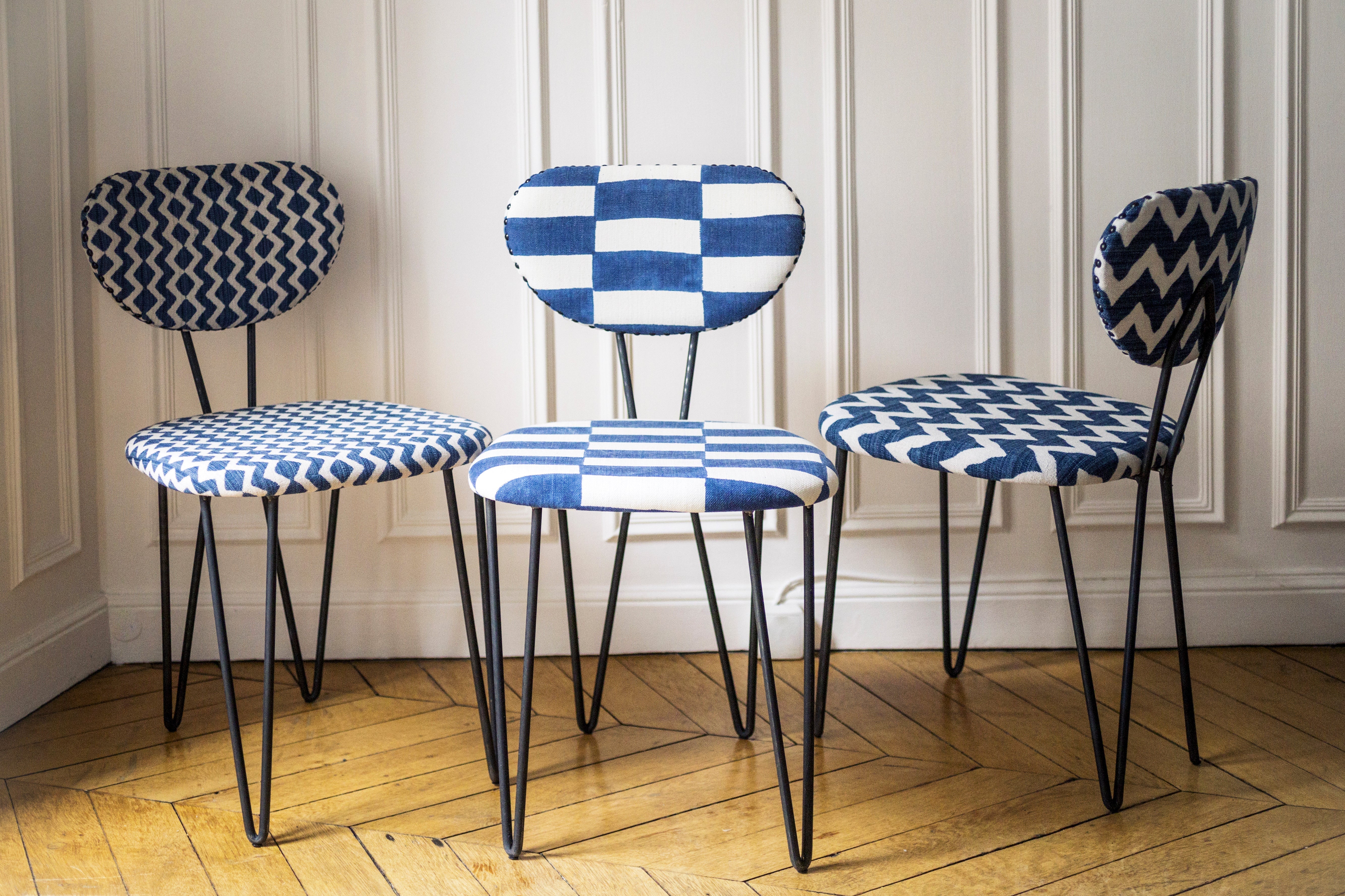 Chaise vintage à imprimés
