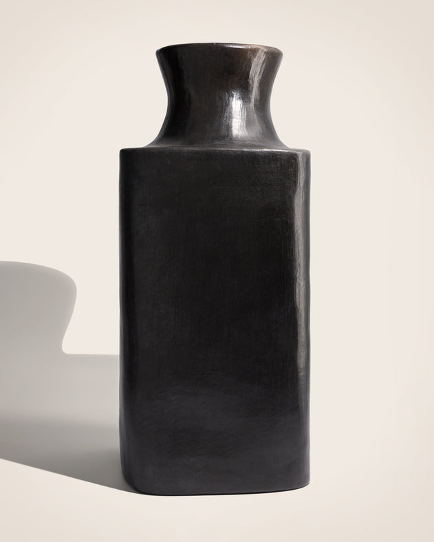 Pyer Vase
