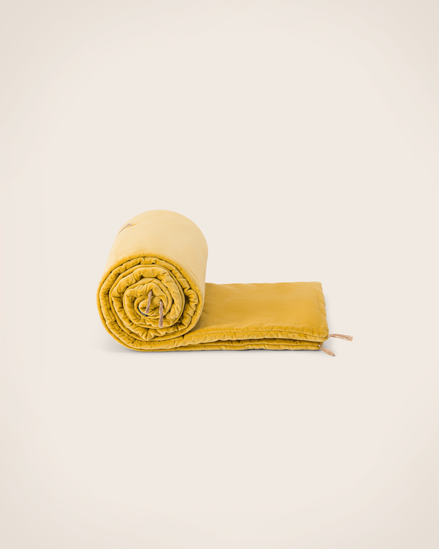 Washed velvet sofa cover